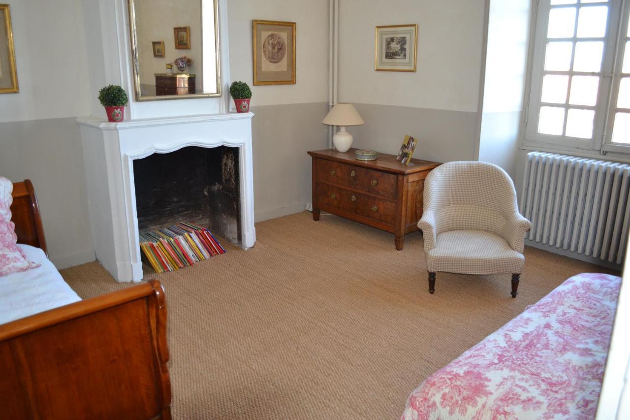 Bed and Breakfast Le Petit Logis Rouillac  Esterno foto