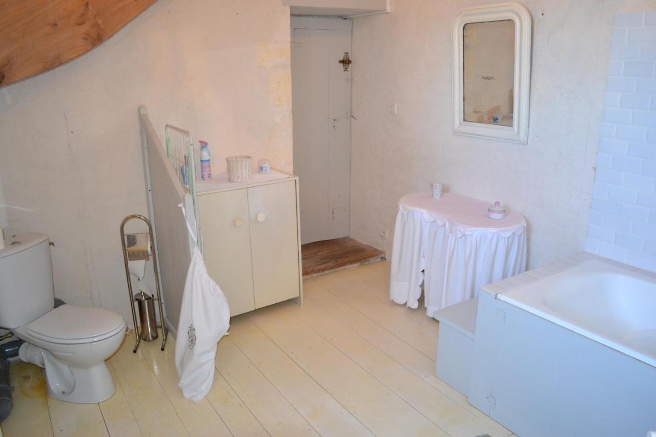 Bed and Breakfast Le Petit Logis Rouillac  Esterno foto