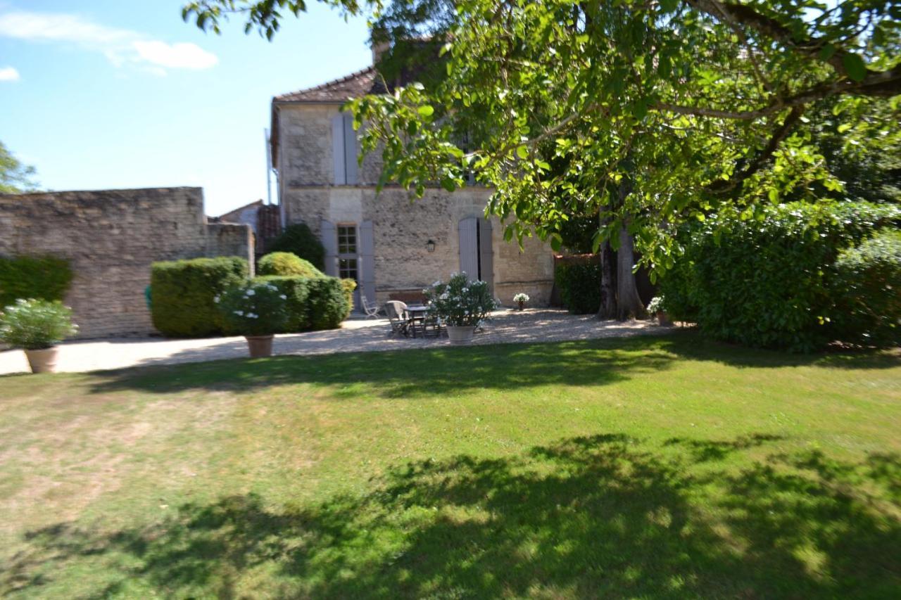 Bed and Breakfast Le Petit Logis Rouillac  Esterno foto